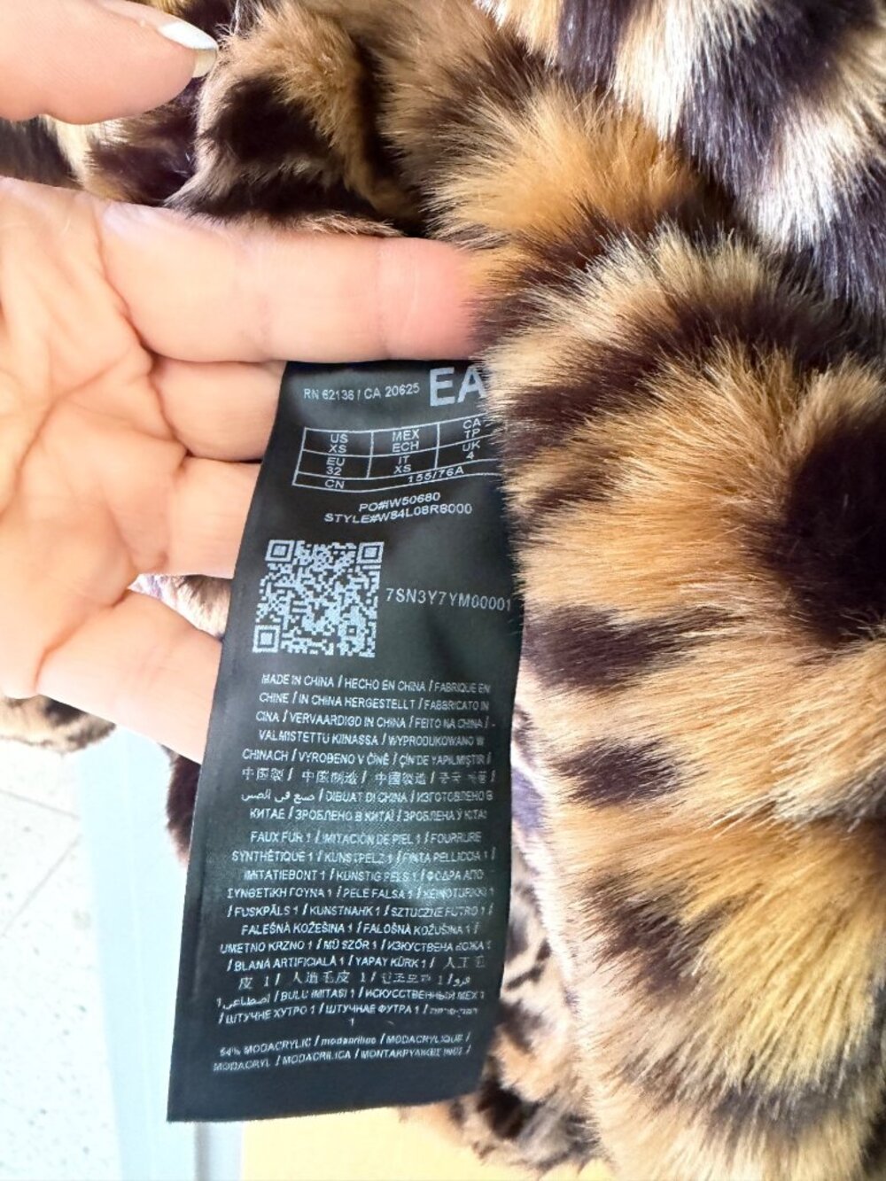 Guess Womens Faux Fur Bold Allover Leopard Coat Phoebe Size XS Brown Casual New - Picture 11 of 14